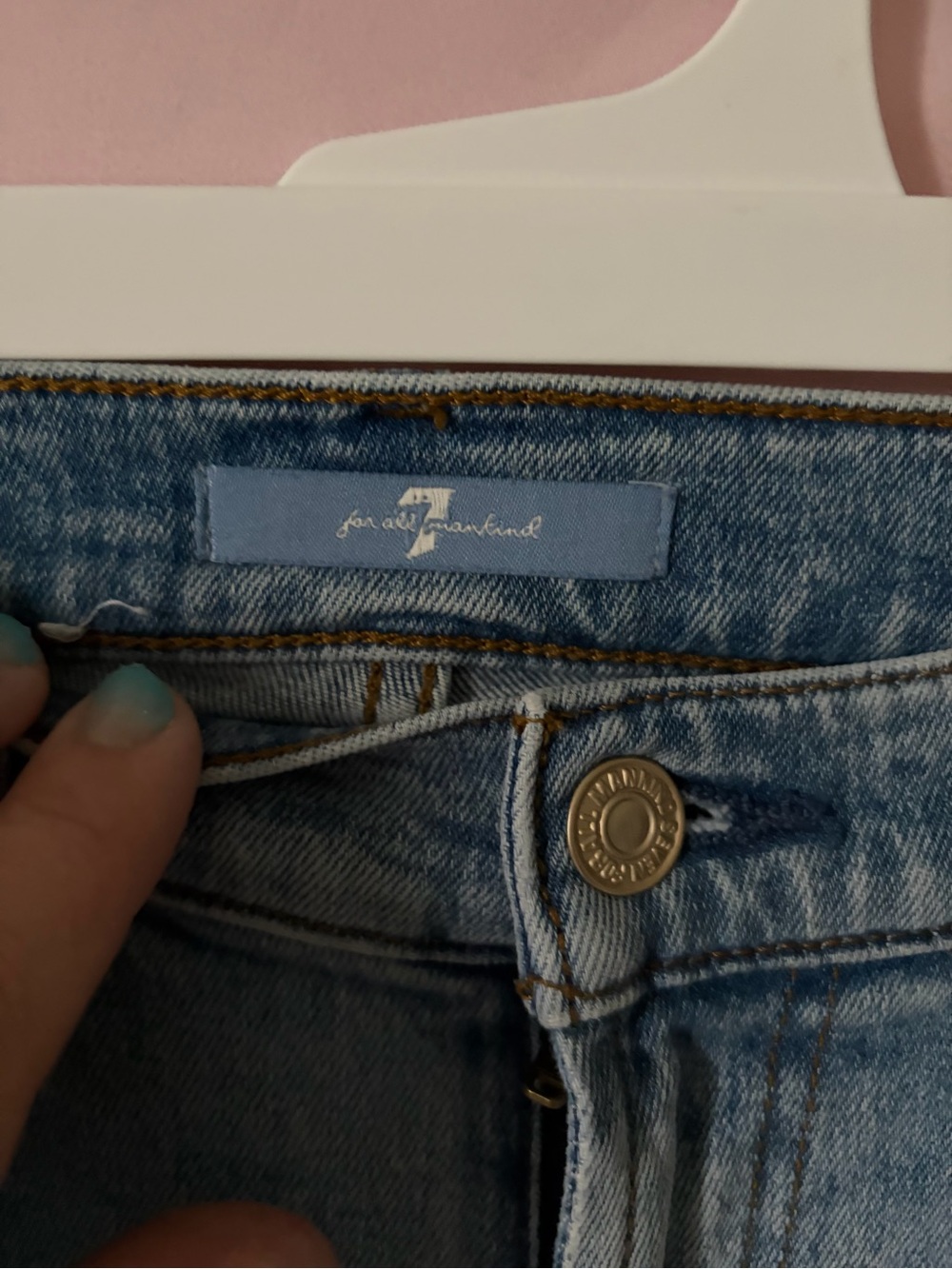 7 For All Mankind Dojo wide-leg flare jeans in a light wash denim size 27 - Picture 2 of 9